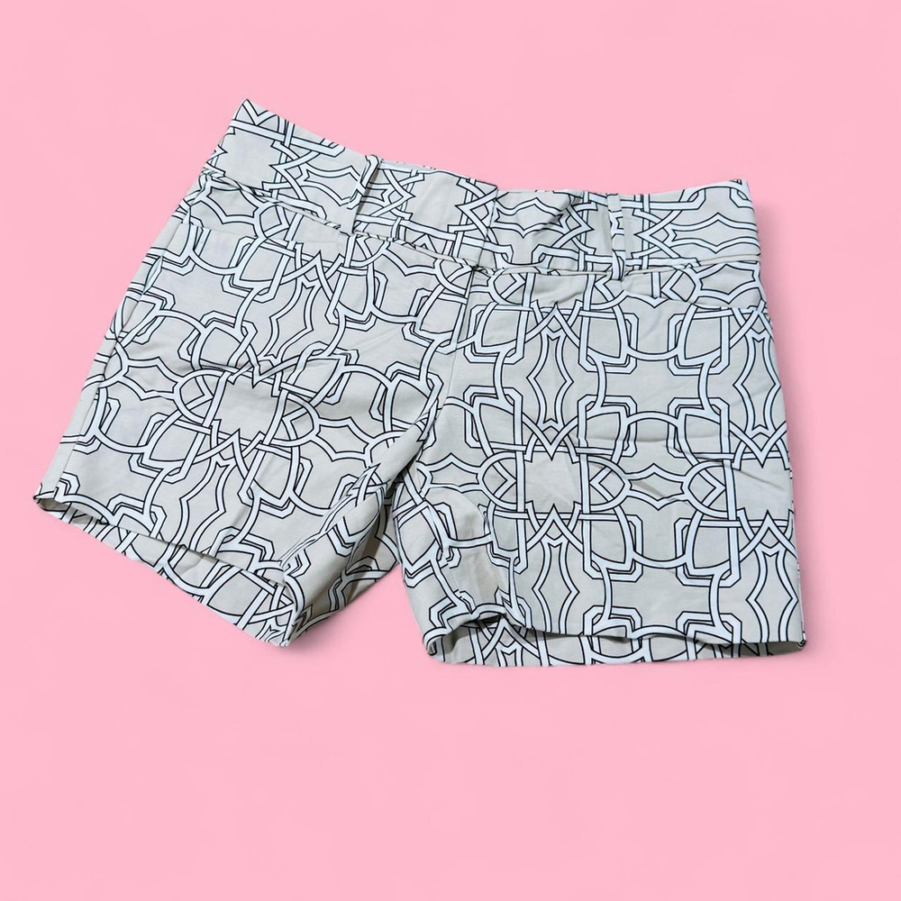 Geometric Office Career Preppy Mod Shorts 4 Black Tan White